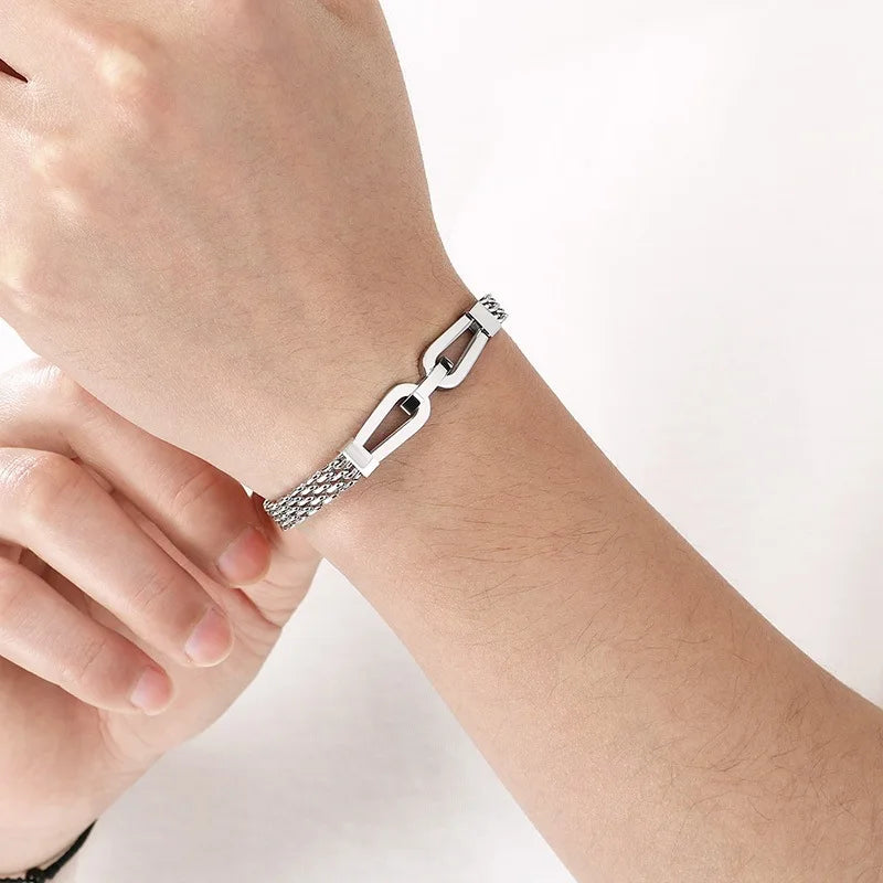 Kalen Ins Hollow Woven Chain Bracelet Niche Design Horseshoe Buckle Adjustable Stainless Steel Men Bracelet