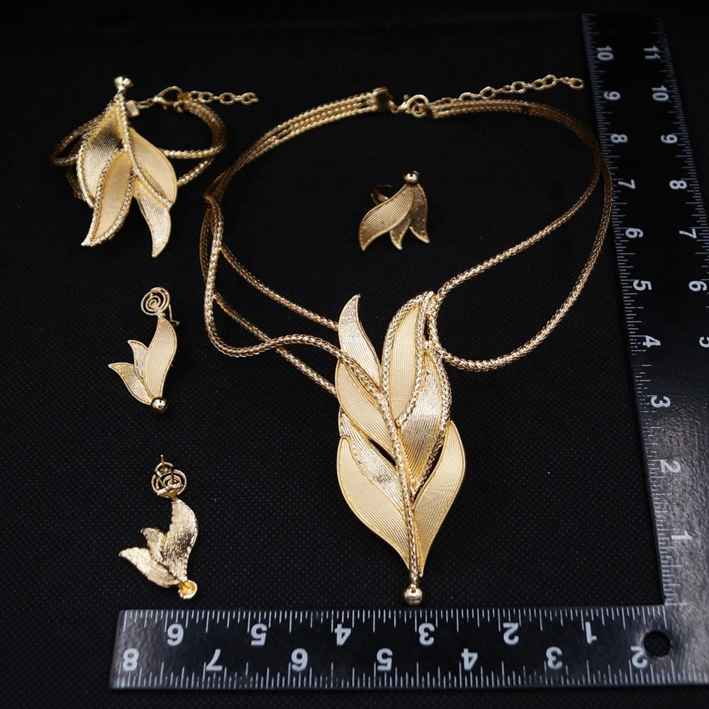 Italian Jewelry Set Alloy Brazilian Jewelry Sets Wedding Party Pendant Spiral Necklace Bracelet Ring Earrings Jewelry Set X00047
