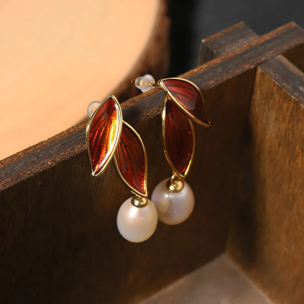 Natural Freshwater Pearl Red Double Leaf Earrings Korean Women's Luxury Jewelry Fashion Women's and Girls' Gifts GE1595