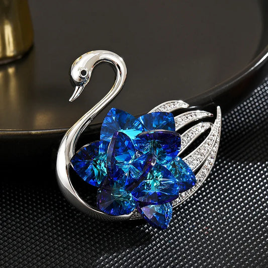 S&S The New Crystal Swan Brooch with a Light Luxury and High-end Feel, Elegant Refined, Anti-glare Suit Overcoat, Corsage