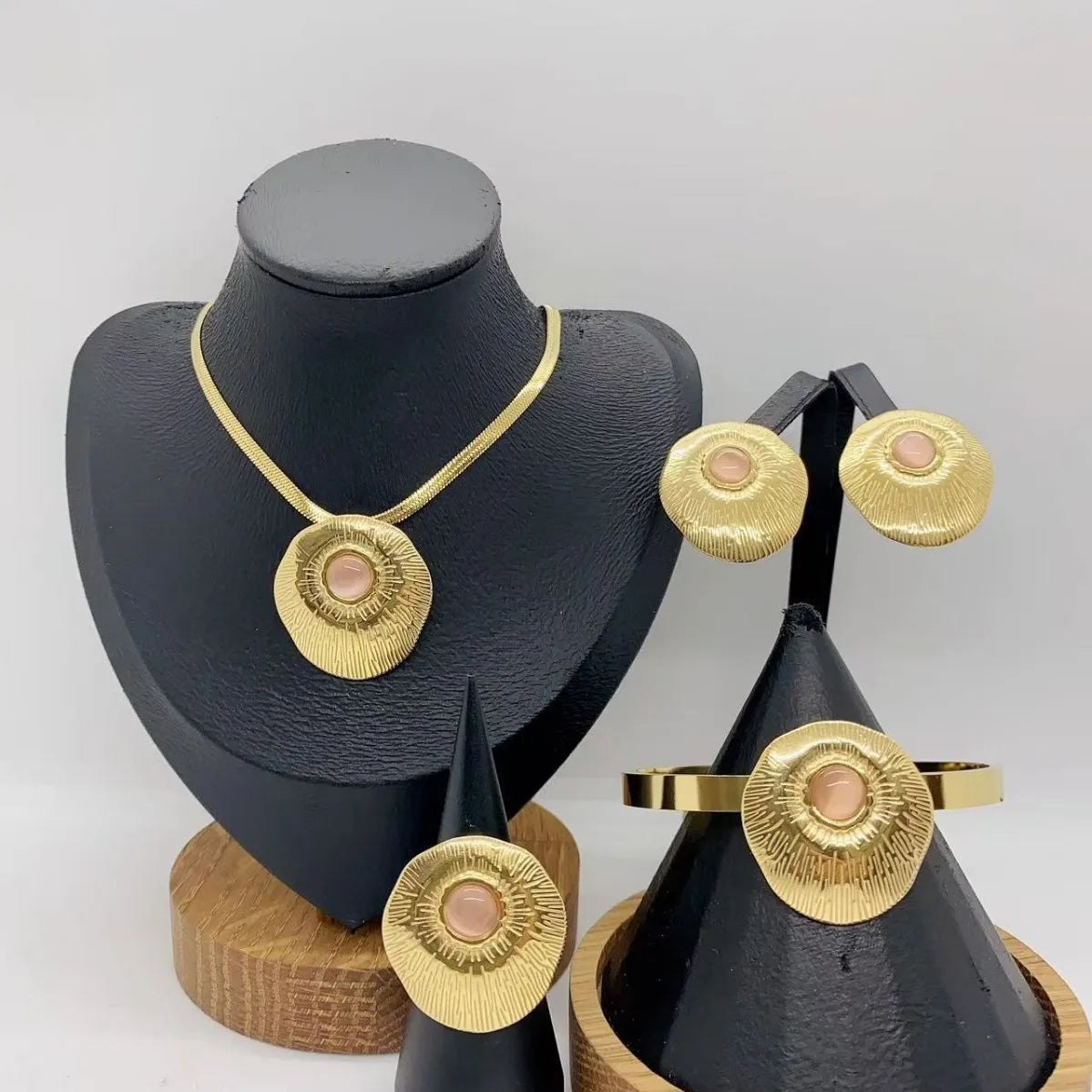 Pearl & Cat's Eye Stone Necklace & Earrings Jewellery Set | Vintage Stainless Steel Fashion Set