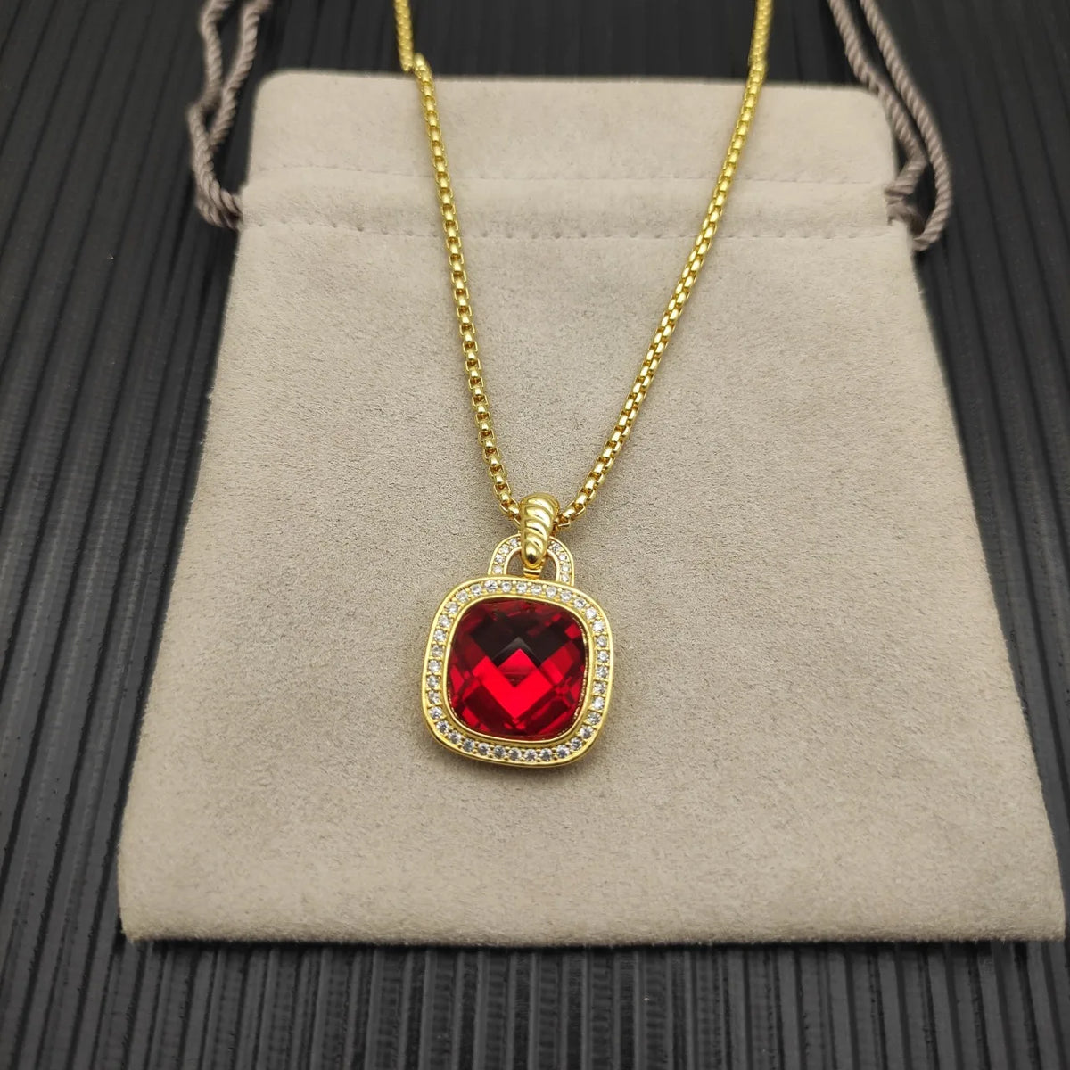 FASHIONISTA DY High-Quality Silver-Plated 14mm Square Diamond Necklace. Gold-Plated Colored Gemstone Necklace. Jewelry .