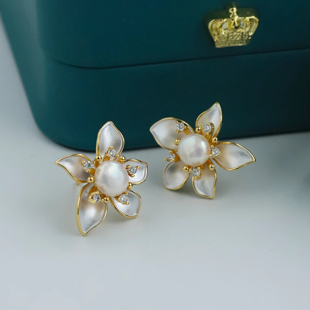 High-quality, Round, Pearl Puddles Earrings Large Natural Pearl Earrings with a Touch of Luxury and Sophistication for Women.