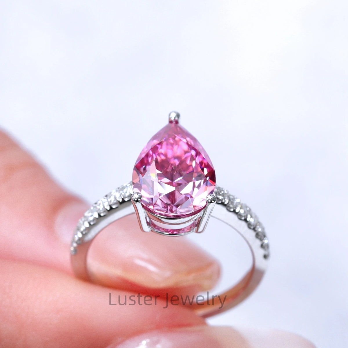 Gemfiori Luster Gorgeous Engagement 925 Sterling Silver 4.0ct Teardrop Shape Moissanite 10K/14K/18K Pink Pear Cut Moissanite Gold Ring