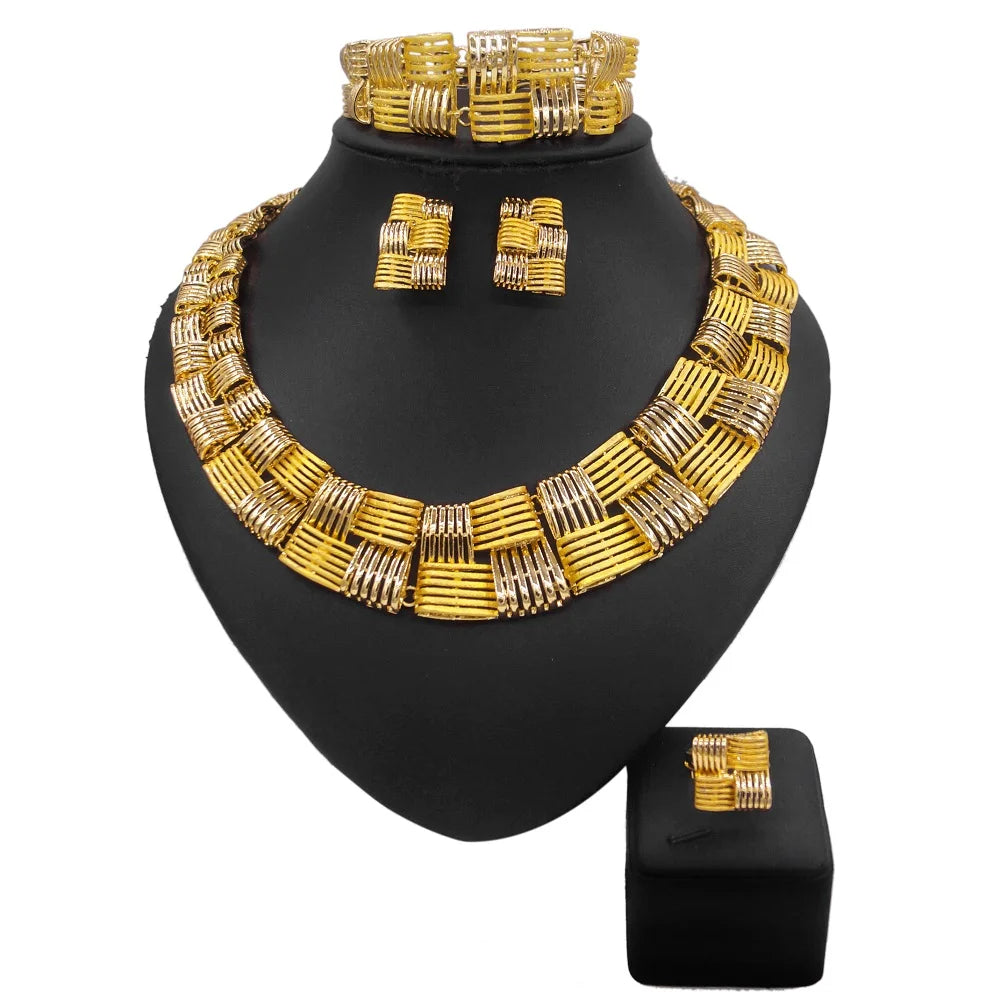 Zhuerrui Classic Designer Jewelry Four-piece Set of Africa Dubai Luxury Gold-plated Craft Ladies Exquisite Banquet JewelryHA0023