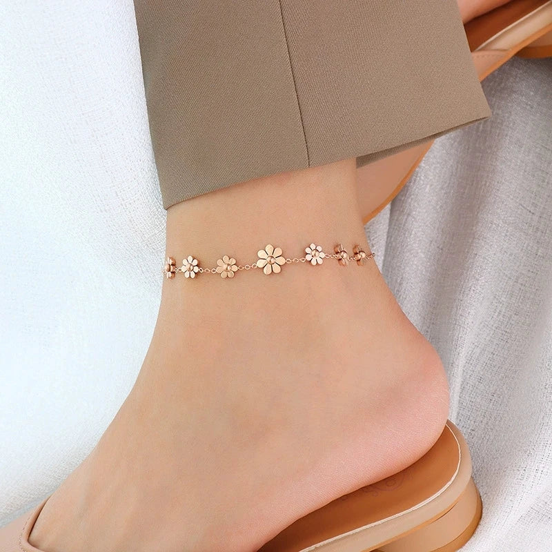 LT-S037 Japanese and Korean Style INS Daisy Petal Anklet Versatile Accessory Chain Plated 18K Real Gold