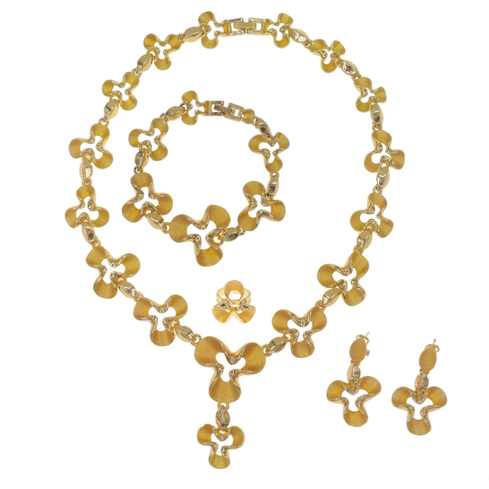 Zhuerrui Latest Design Fashion Metal Exquisite Unicorn Necklace Jewelry Set African Gold Plated Rhinestone Jewellery Sets HA0029