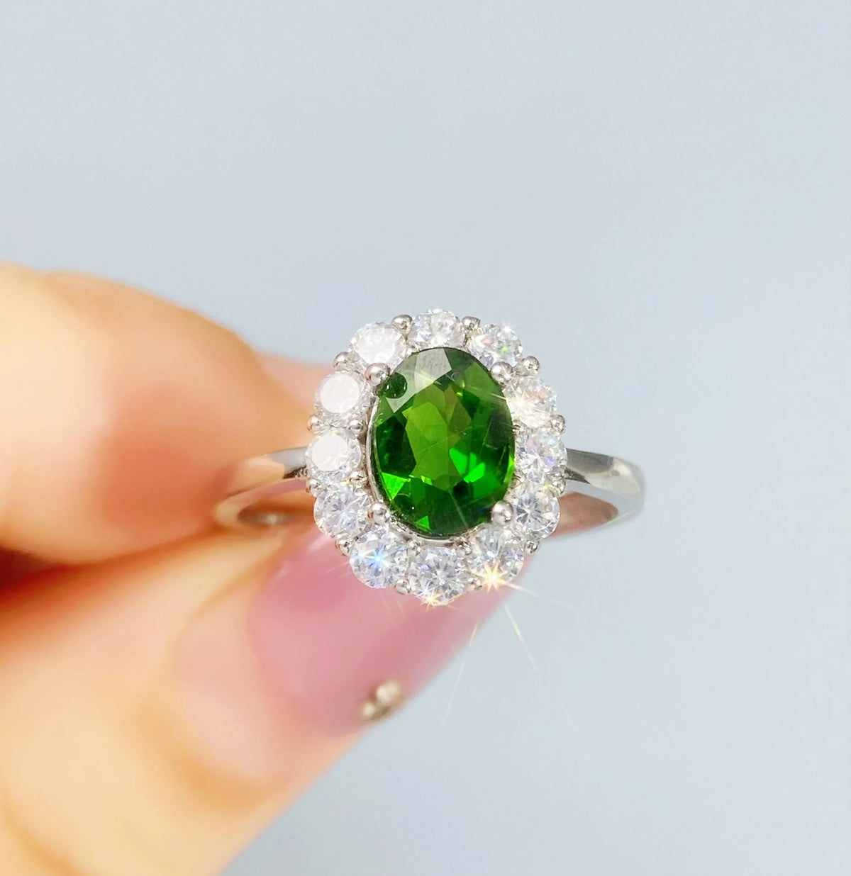 Gioiellieri Chrome Diopside Silver Ring with Pear Cut Natural Green Stone for Wedding Engagement in 925 Sterling Silver Band for Her Jewelry