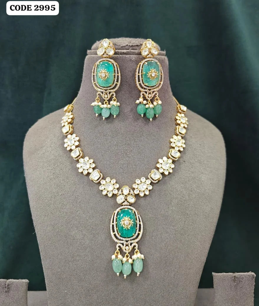 Luxury Purple Kundan Floral Pendant Necklace Set with American Diamond Gold Plated Bridal Wedding Party Wear Jewelry for Women
