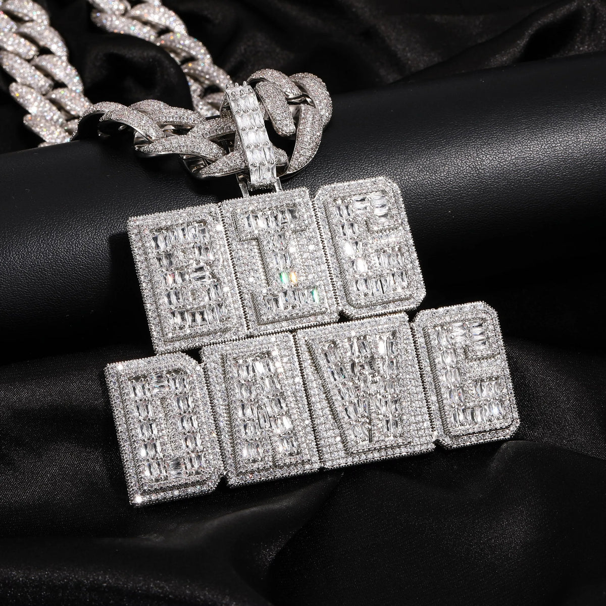 BiG-BOSS Buy Iced Out Custom Name Pendants Necklace Personalized Luxury Men's Krishnavii Silver Moissanite Jewelry Online in India