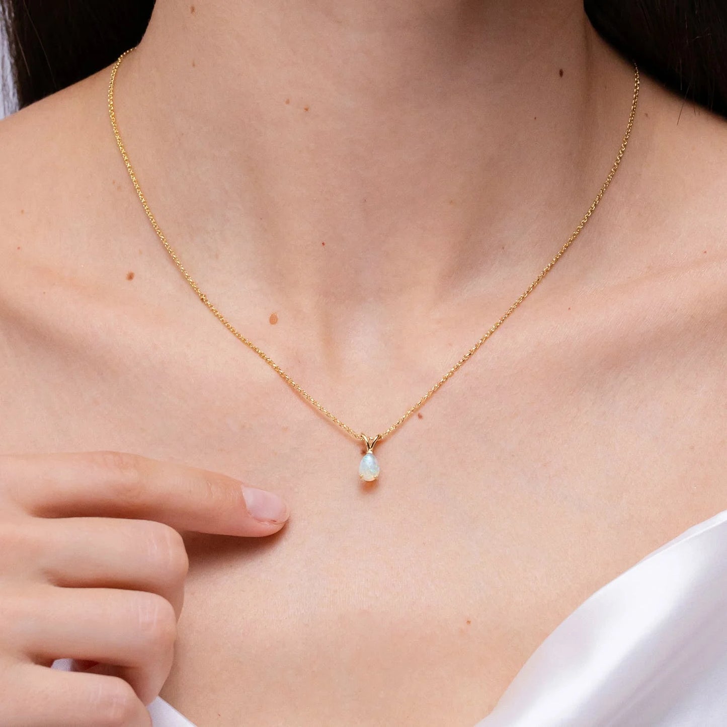 14K 18K Gold Pear Cut Natural Opal Gemstone V Bale Design Pendant Charm Link Chain Necklace Fine Jewelry Custom Handmade Pendant