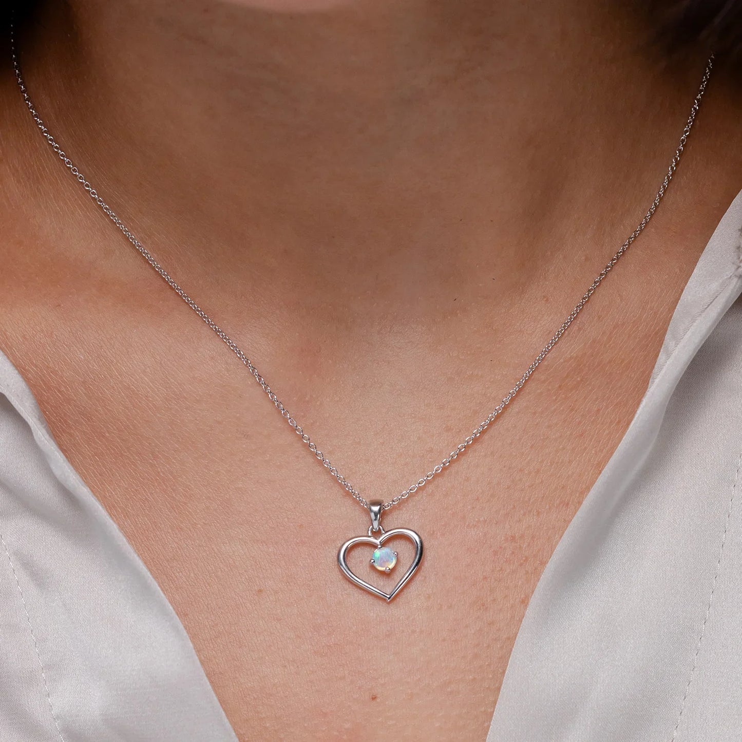 14K Solid Gold Natural Round Opal Solitaire Open Heart Pendant 2026 New Arrival Romantic Lover's Gift Fine Jewelry Gold Pendant