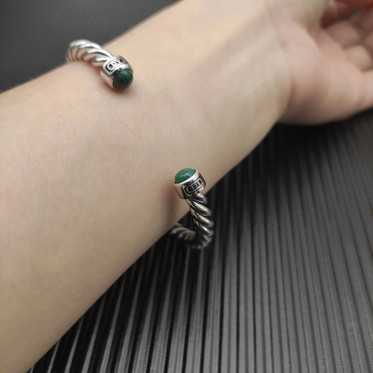 FASHIONISTA DY High-Quality Gold-Plated Colored Gemstone Bangle, Unisex Silver-Plated Colored Gemstone Bangle, Jewelry