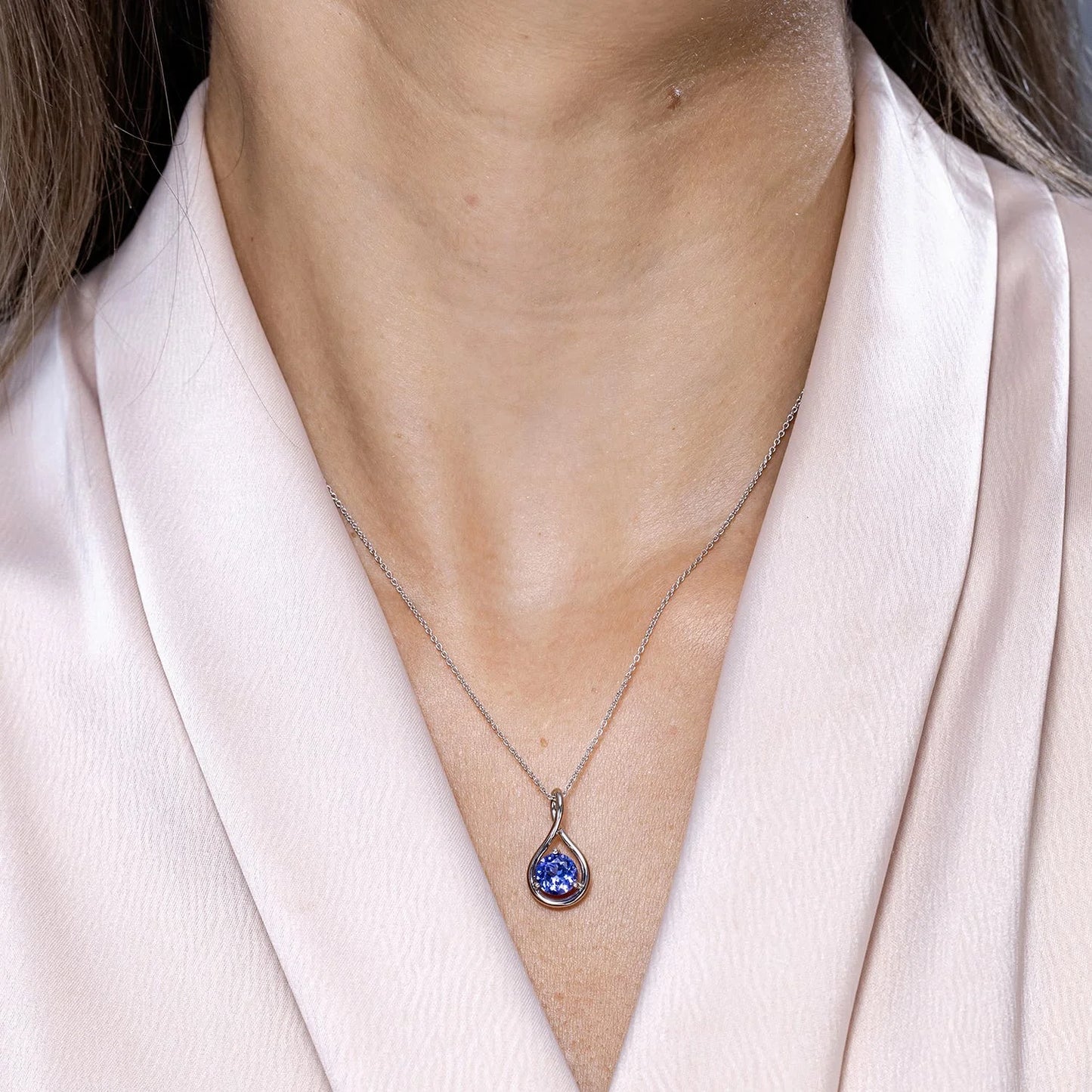 14K Gold Natural Round Precious Tanzanite Solitaire Gemstone Infinity Twist Pendant Fine Jewelry Wedding Engagement Gift For Her