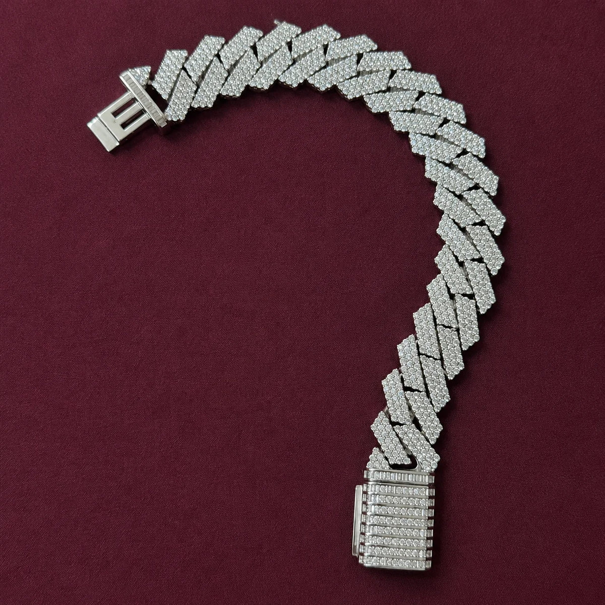 BiG-BOSS 18mm Lab Diamond Gold Plated 14K White Gold Customised Lock Hip Hop Bracelet Women's Iced Luxury Cuban Link Cushion Cut