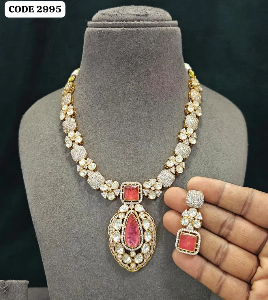 Luxury Emerald Green AD Stone Necklace Set Gold Plated Brass Wedding Party Statement Jewelry for Women Premium Collection Set
