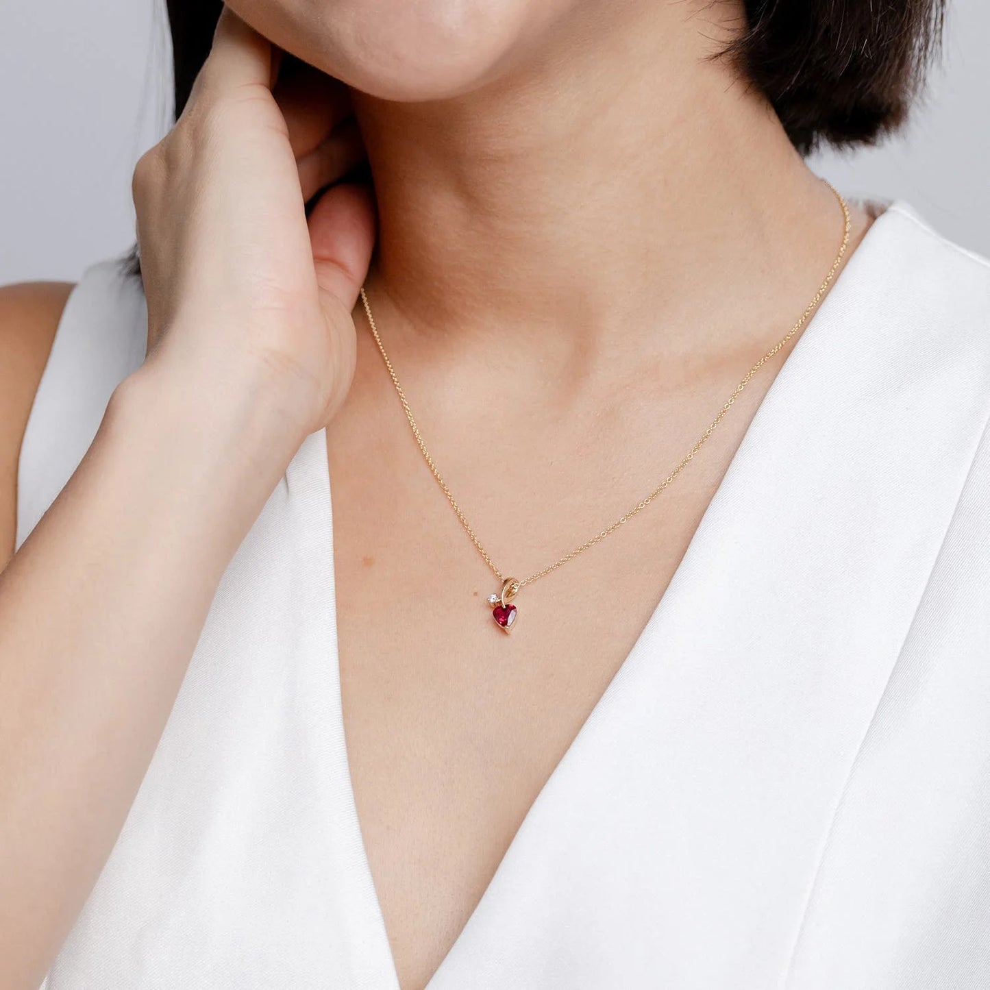 14K 18K Solid Gold Natural Heart-Shaped Red Ruby Ribbon Style Pendant With Diamond Classic Fine Jewelry Anniversary Gift For Her