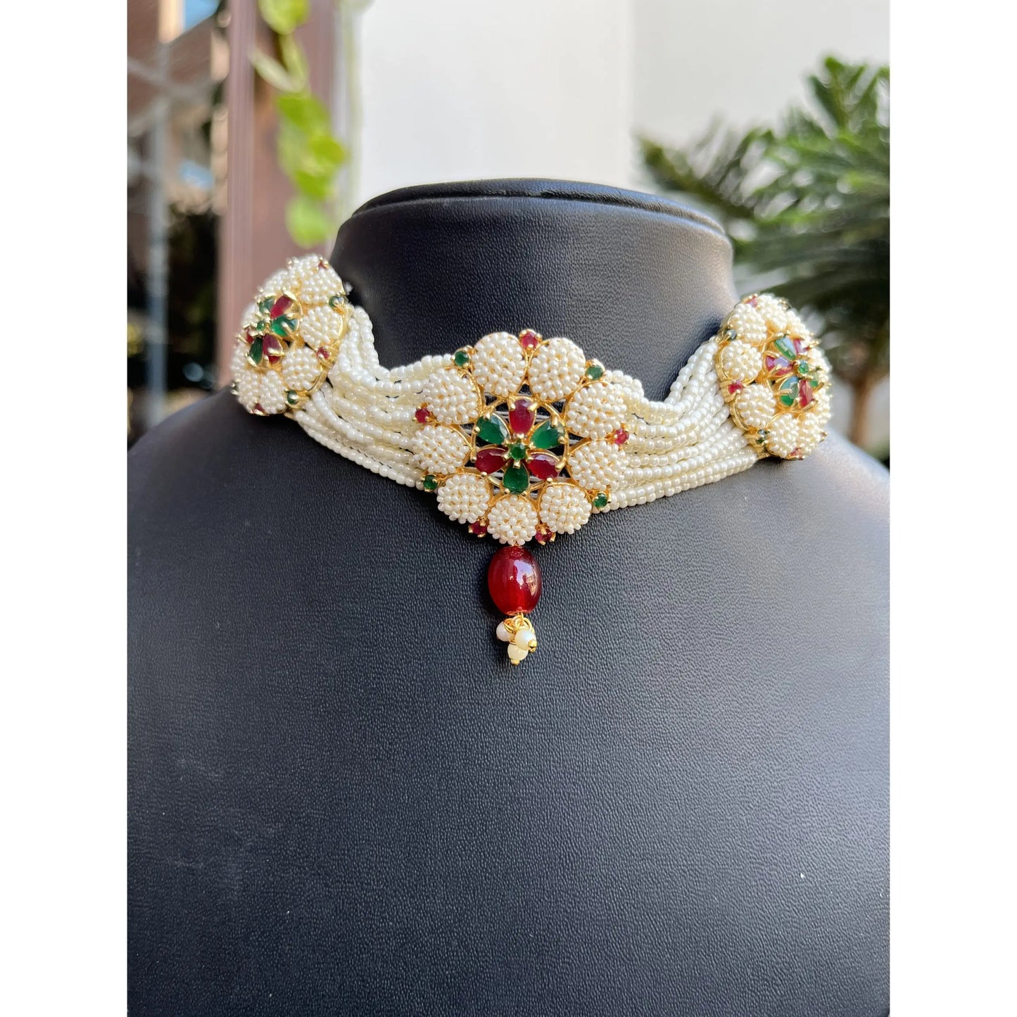 Indian Mores Gold Plated Brass Based Red Green Handcrafted Jaal Puwai Choker Set Women Jewelry Imitation Pearl Wedding Party