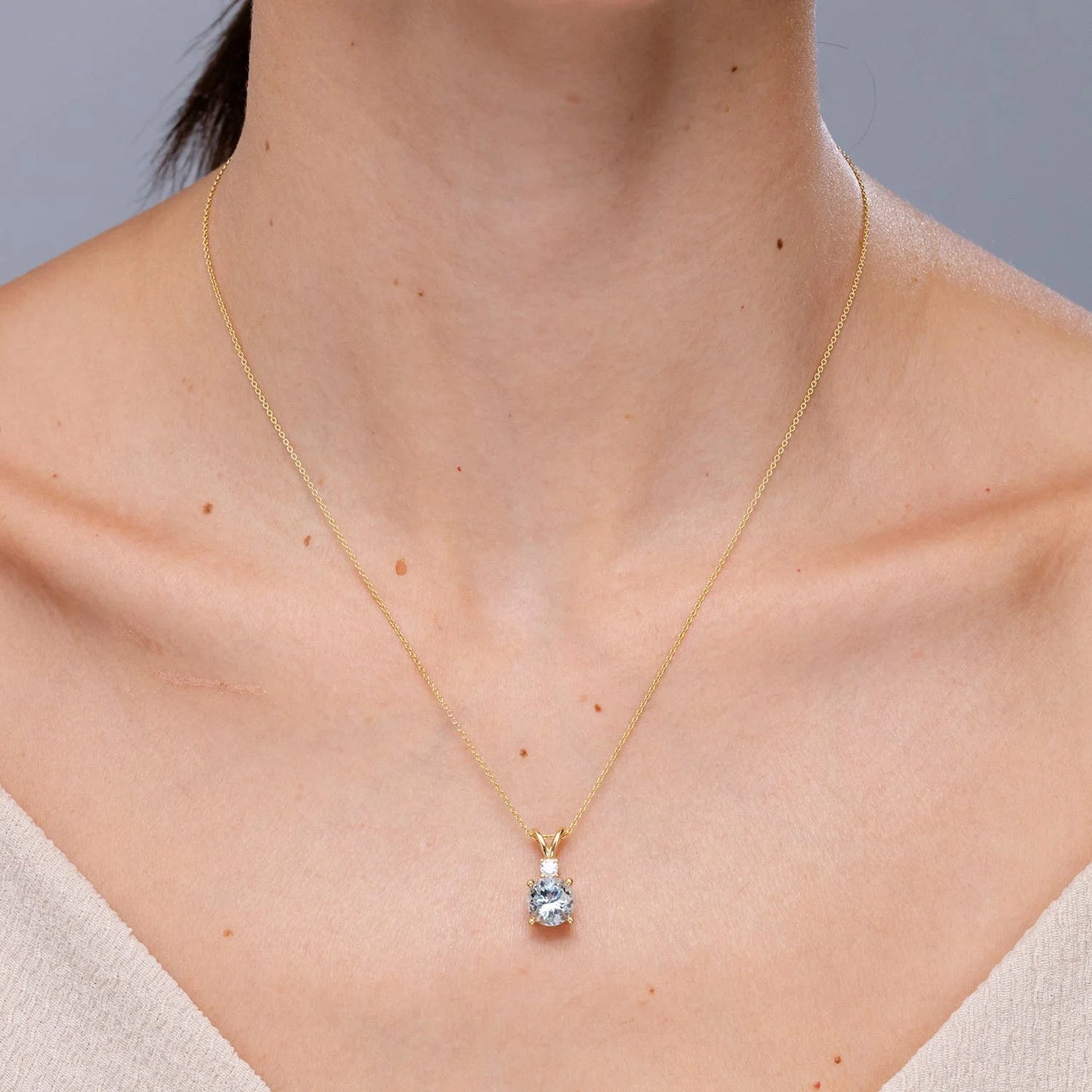 14K Real Gold IGI Certificate Round Aquamarine & Diamond Solitaire V-Bale Pendant 2026 Fashionable Link Chain Necklace For Women