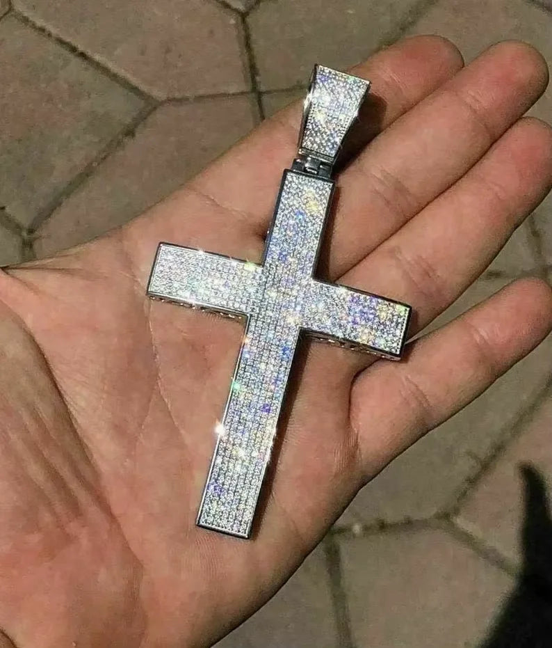 BiG-BOSS Iced Out Cross Pendant Silver Tone Classic Religious Hip Hop Jewellery for Men and Women