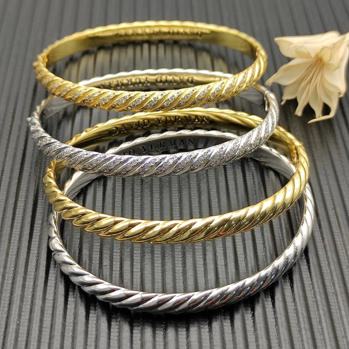 FASHIONISTA DY High-Quality Gold-Plated Diamond-Set Wave Bangle, Unisex Silver-Plated Diamond-Set Wave Bangle, Jewelry