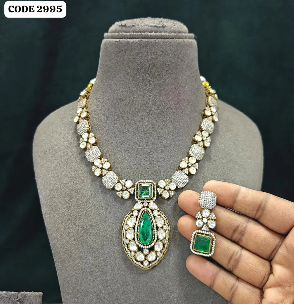 Luxury Emerald Green AD Stone Necklace Set Gold Plated Brass Wedding Party Statement Jewelry for Women Premium Collection Set