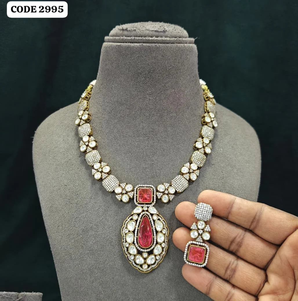 Luxury Emerald Green AD Stone Necklace Set Gold Plated Brass Wedding Party Statement Jewelry for Women Premium Collection Set