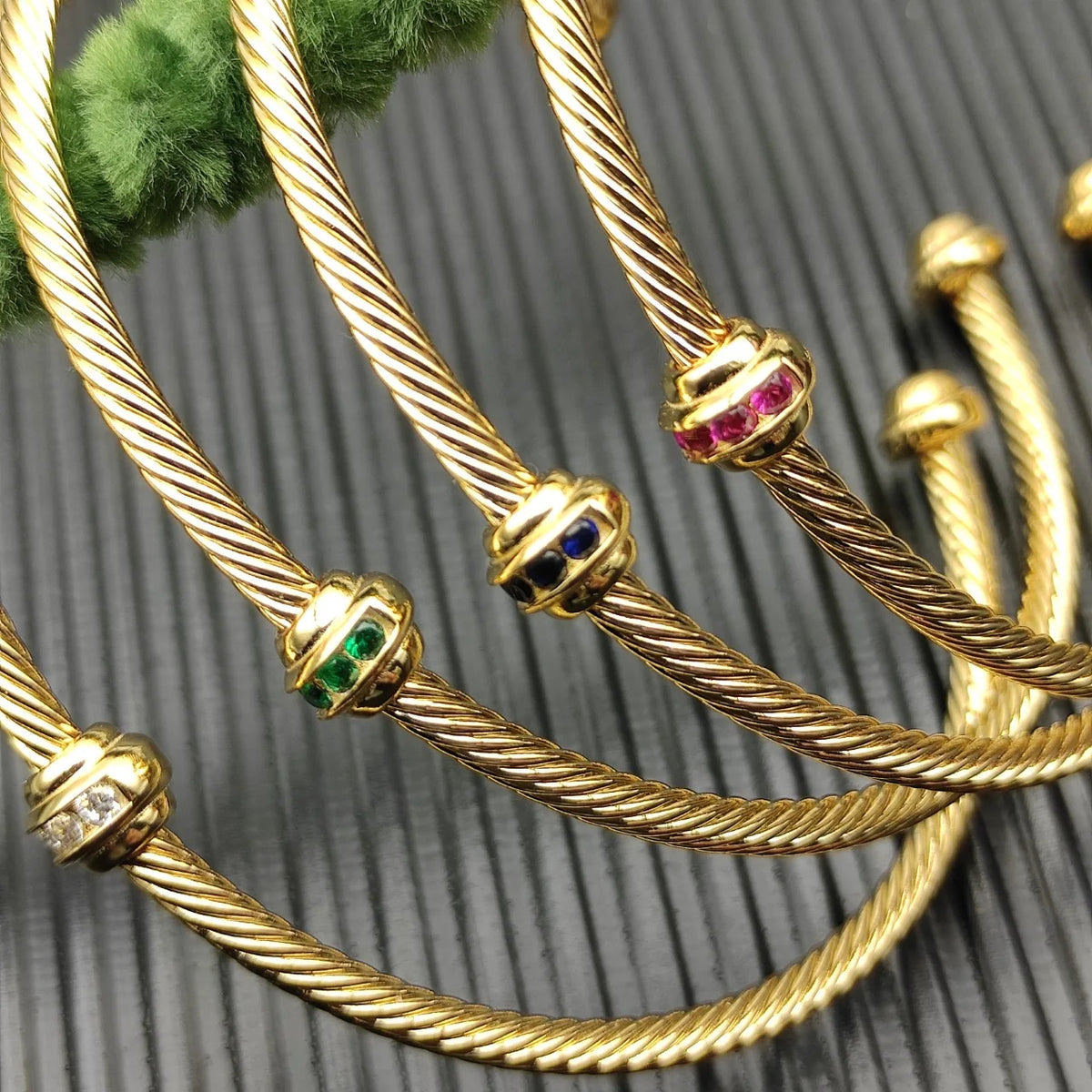 FASHIONISTA DY High-Quality Gold-Plated Diamond-Set Bangle, Unisex Silver-Plated Diamond-Set Bangle, Jewelry