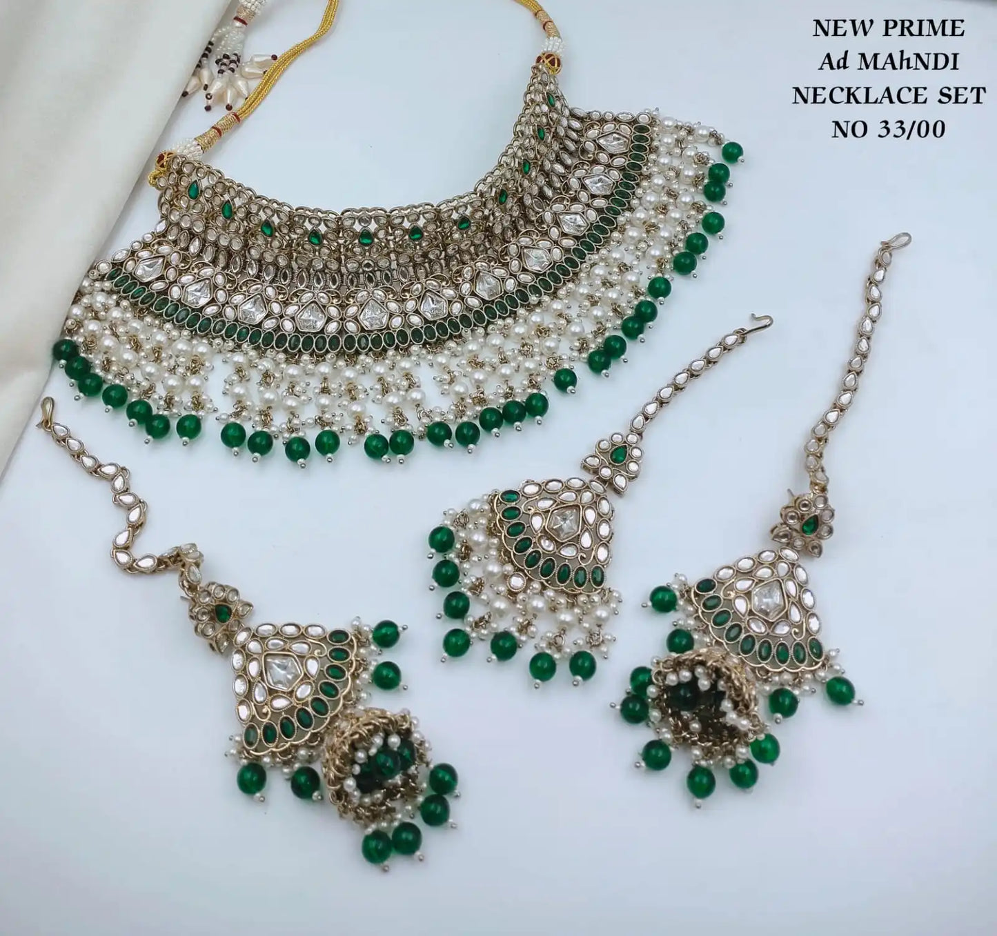 Luxury Emerald Green Pearl AD Bridal Choker Necklace Set Gold Plated Wedding Jewelry with Earrings Maang Tikka for Women Set