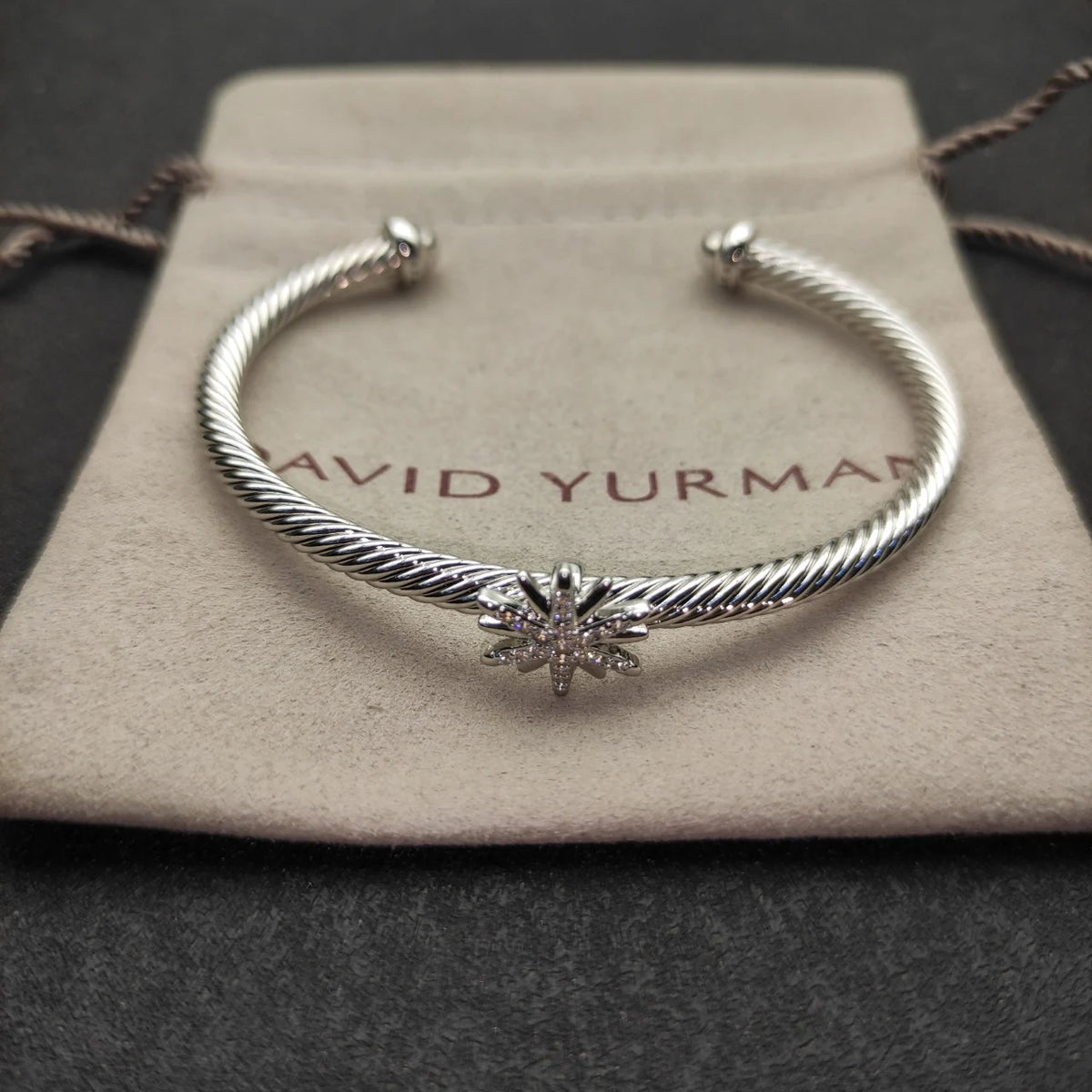 FASHIONISTA DY High-Quality Gold-Plated Diamond-Set Sunflower Bangle, Unisex Silver-Plated Diamond-Set Sunflower Bangle, Jewelry