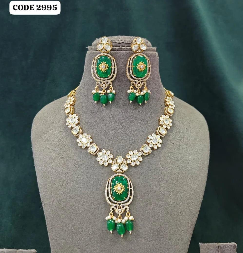 Luxury Purple Kundan Floral Pendant Necklace Set with American Diamond Gold Plated Bridal Wedding Party Wear Jewelry for Women