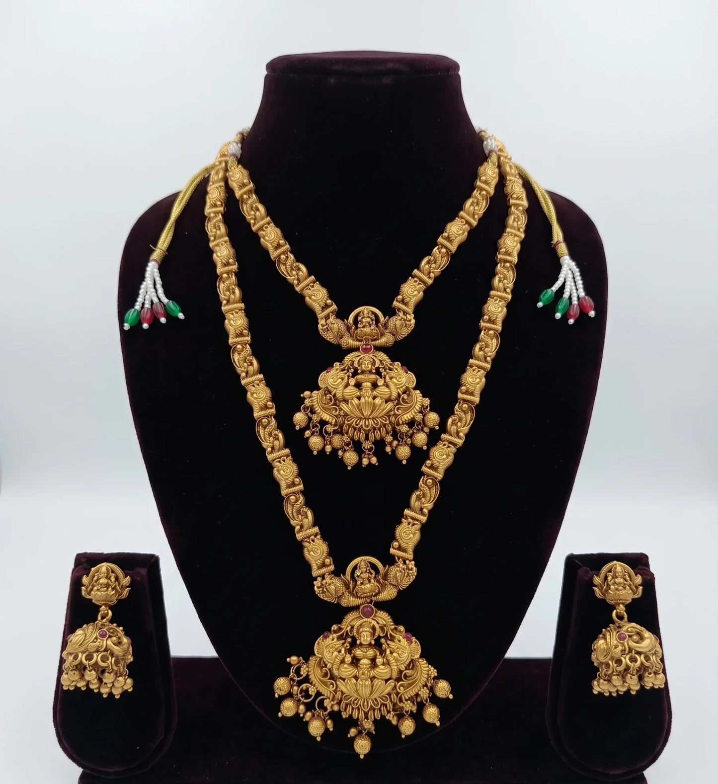 Divyoro Ethnic Classic 24K Gold Plated Necklace Earrings Set Women's Wedding Engagement Jewelry HINDUISM Tassel Design