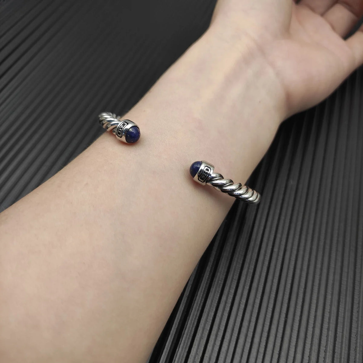 FASHIONISTA DY High-Quality Gold-Plated Colored Gemstone Bangle, Unisex Silver-Plated Colored Gemstone Bangle, Jewelry
