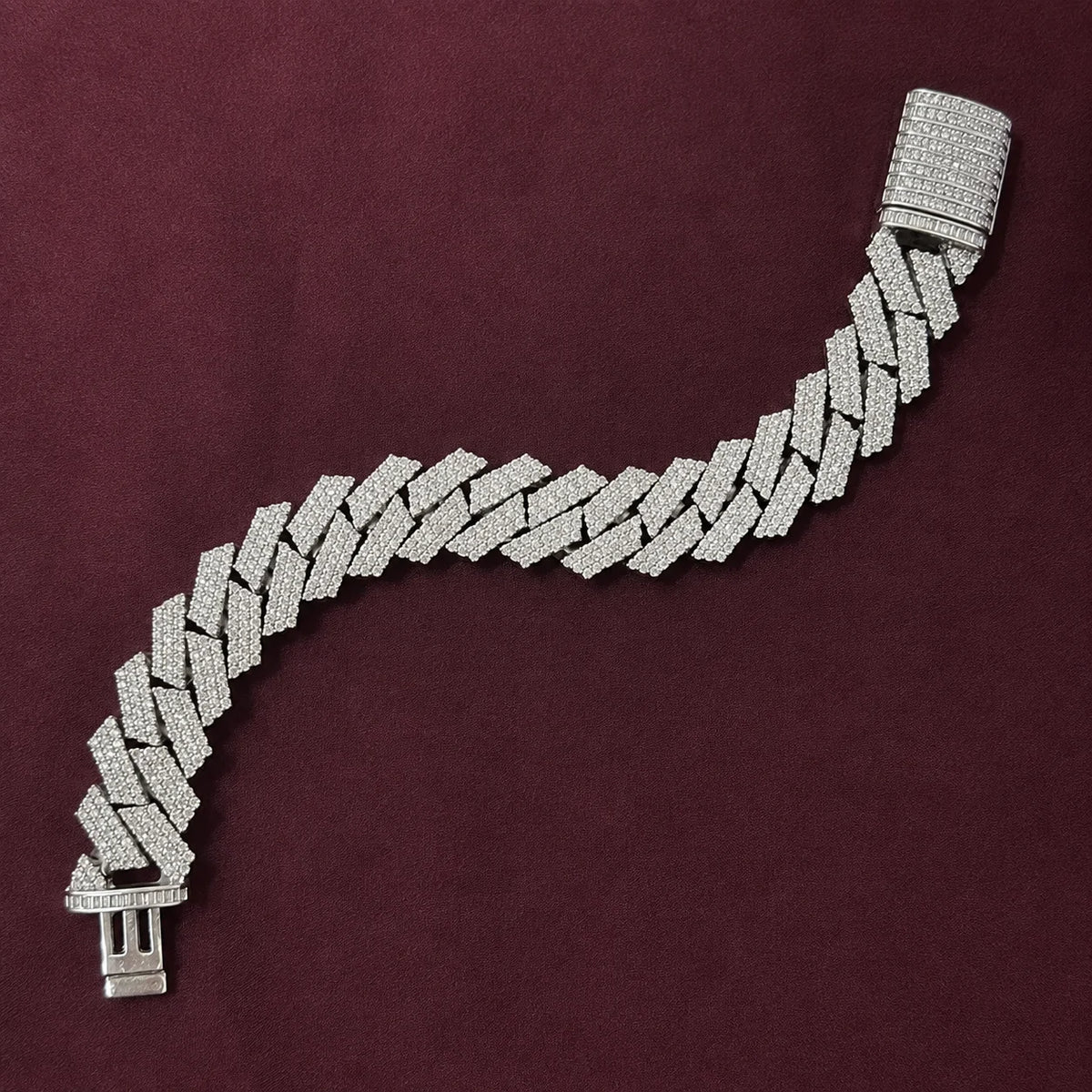 BiG-BOSS 18mm Lab Diamond Gold Plated 14K White Gold Customised Lock Hip Hop Bracelet Women's Iced Luxury Cuban Link Cushion Cut