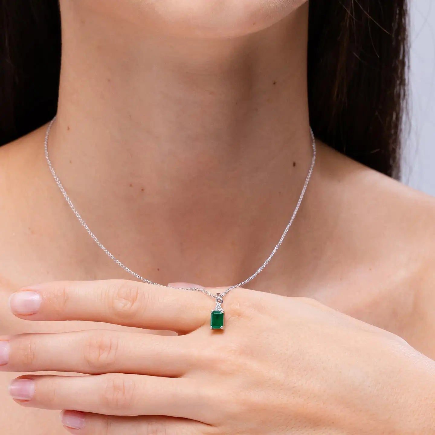 14K Solid Gold Natural Emerald-Cut Emerald Pendant With Diamond Trio Classic Fine Jewellery Anniversary Gift For Her 2026