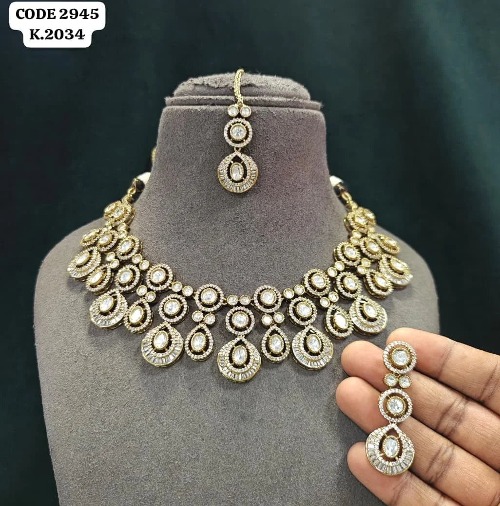 Luxury Kundan Necklace Set with Pear Drop Stones, Gold Plated Bridal Wedding Jewelry Set with Earrings and Maang Tikka Set