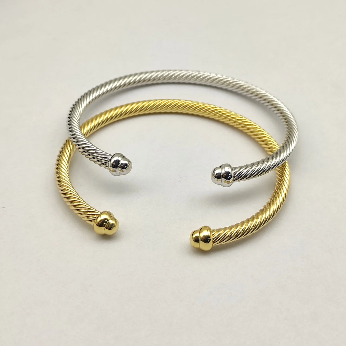 FASHIONISTA DY High-Quality Gold-Plated Diamond-Set Round-Toe Bangle, Unisex Silver-Plated Diamond-Set Round-Toe Bangle, Jewelry