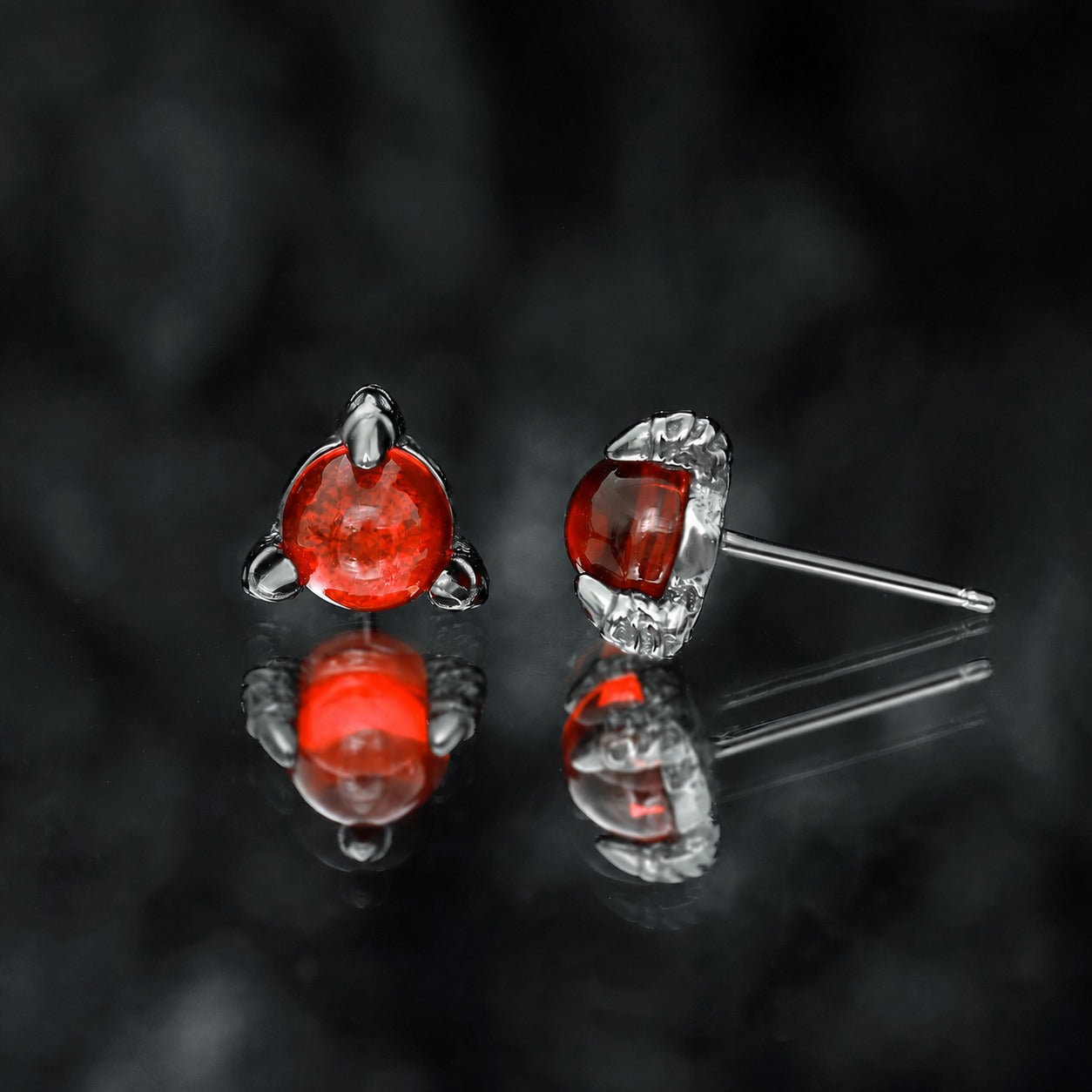 Red Round Glass Stone 925 Sterling Silver Miniature Elegant and Stylish Dragon Claw Stud Earrings
